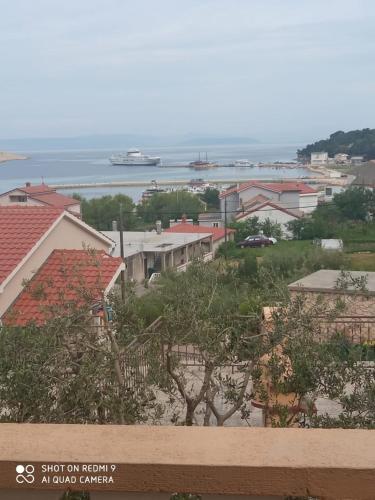 Apartment in Lopar with sea view, terrace, air conditioning, Wi-Fi (4618-2)