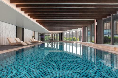 Swimming pool, Fraser Place Wujiaochang Shanghai in Yangpu Wujiaochang