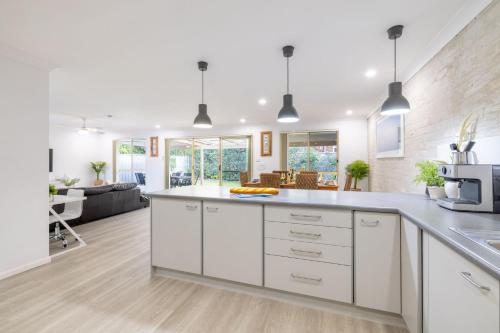 Fingal on Whitesands 1 12 Whitesands Road all on ground level with air con wifi and boat parking in Fingal Bay