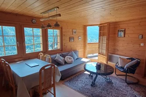 Chalet 3 pièces de caractère in Mayoux, Schweiz