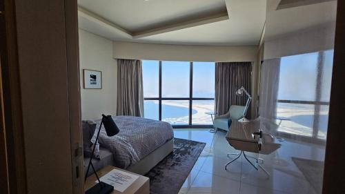 Awesome 3BD Paramount Apt D544