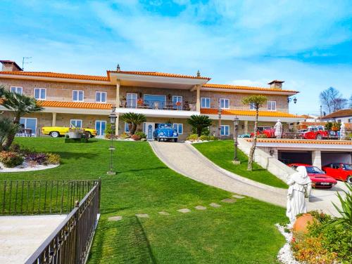 Elegância & Carros Hotel chambre d'hôte Sobrado