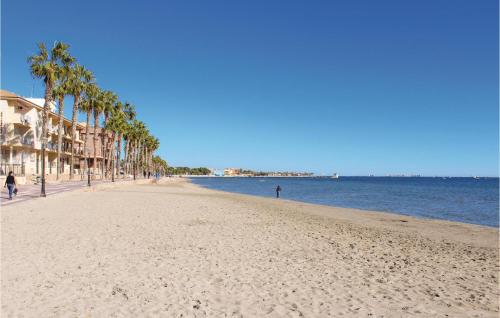 Two-Bedroom Apartment in Los Alcazares - image 11