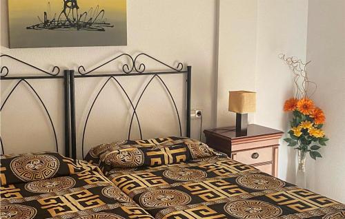 Two-Bedroom Apartment in Los Alcazares - image 9