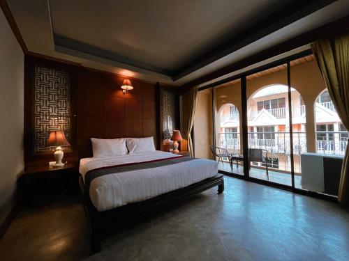 room detail thumbnail 0