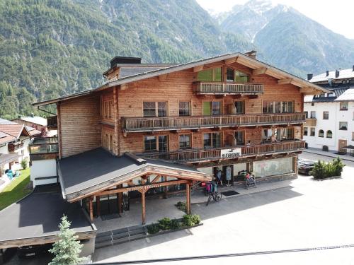 Pepi's Suites - Lechtal Apartments - image 10