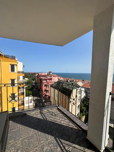 Skats, Elegant Studio with Sea view in Saint Vlas in Svetivlasa