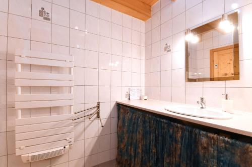 Gîte Pâquerettes avec Jardin - image 11