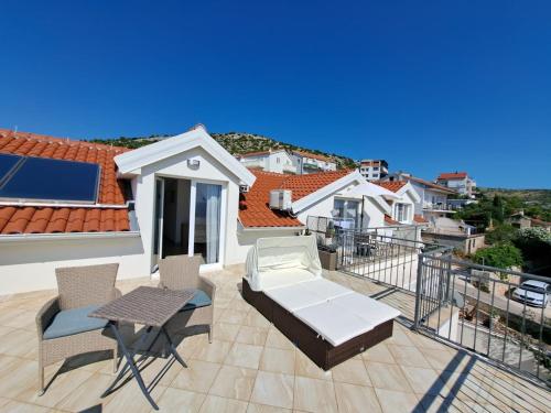 A szálláshely kívülről, APARTMANI BELVEDERE BILO in Primosten Burnji