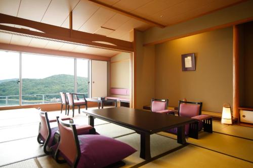 Japanese-Style Deluxe Room