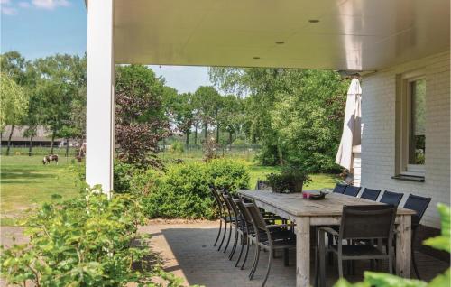 Buitenkant, Stunning Home In Leende With Wifi in Leenderstrijp