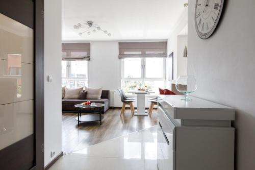 Golden Apartments Wroclaw - Two Bedrooms - Great Location&Legnicka, Breslau (Foto 6)