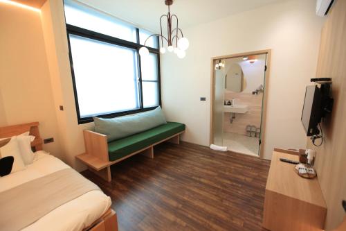 Supervisor Double Room image 7