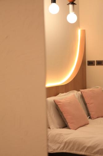 Standard Double Room image 10