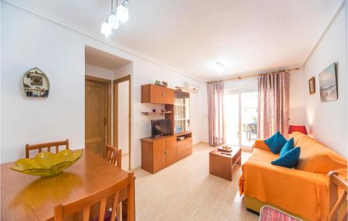 Nice apartment in Oropesa del Mar w/ WiFi Outdoor swimming pool and 2 Bedrooms - image 12