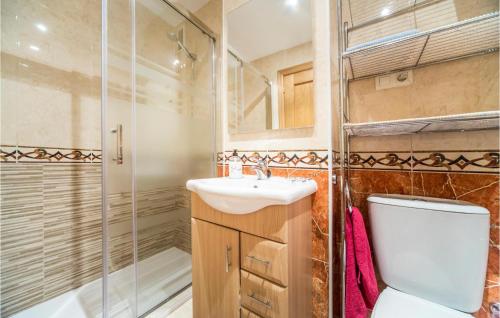 Nice apartment in Oropesa del Mar w/ WiFi Outdoor swimming pool and 2 Bedrooms - image 5
