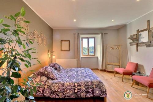 Grange De Sagne maison et table d hotes avec diner sur reservation in Saint-Jean-Roure