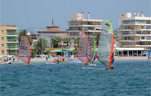 Three-Bedroom Holiday Home in Santa Pola - image 7