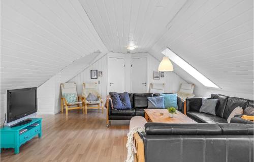 Amazing Home In Glesborg With Sauna in Glesborg