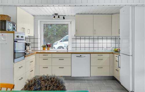 Kitchen, Amazing Home In Glesborg With Sauna in Glesborg