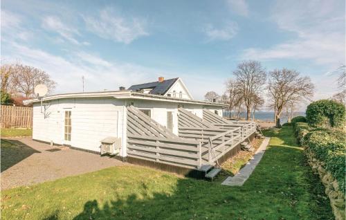 Exterior view, Lovely Apartment In Allinge With Wifi in Allinge