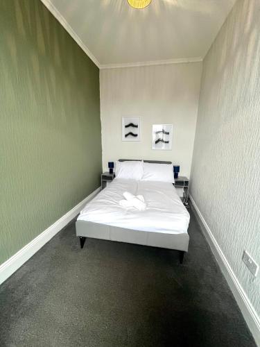 3 BDRM close to beach&city in North Shields