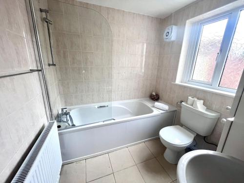 3 BDRM close to beach&city in North Shields