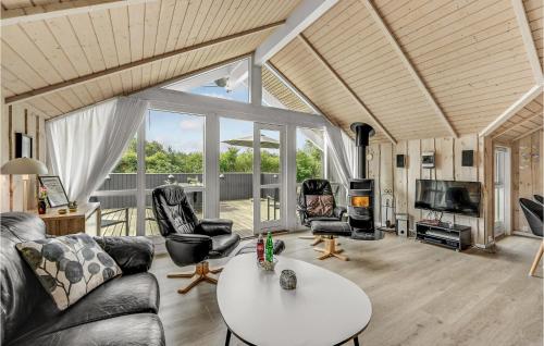  Three-Bedroom Holiday Home Hemmet With A Fireplace 09 in Falen