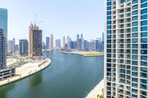 Downtown Ultra Luxury - Studio Suite - 5 star Hotel Facilities- 15 min walk to Dubai Fountain, Dubai (foto 7)