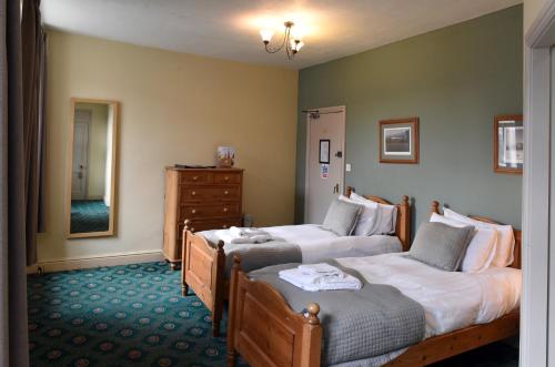 Twin room, private bathroom