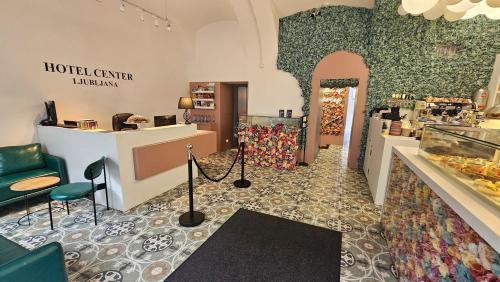 Fuajee, Hotel Center Ljubljana near Tivoli park
