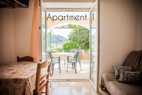 Apartment in Lopar with sea view, terrace, wireless, washing machine (186-1), Lopar (zdjęcie 7)
