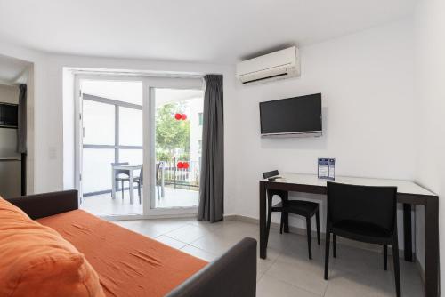 Rentalmar Aries Plus - image 6