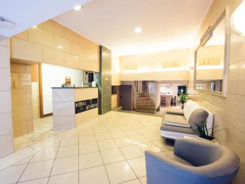 Előcsarnok, Hotel Atlanta in Pátra