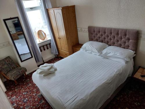 1 double bed