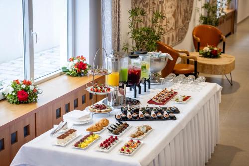 Rogner Hotel Tirana - image 11