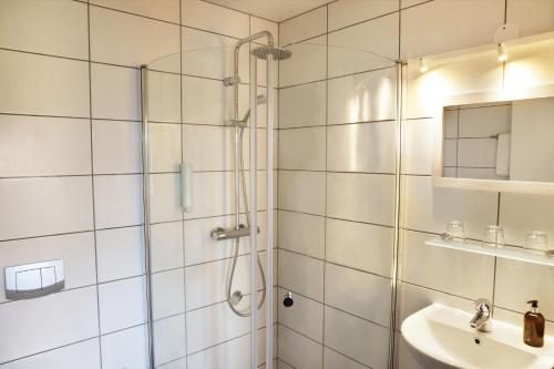 Fosshotel Hellnar - image 7