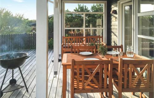 Balcony/terrace, Three-Bedroom Holiday Home In Thisted in Sonder Vorupor