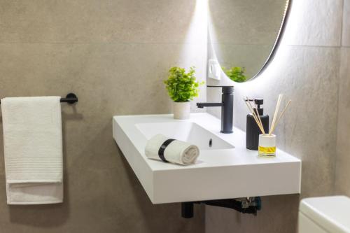 2 habitaciones, 2 baños y aire acondicionado, Valencie (fotografie 8)