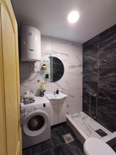 Peaceful apartment in ปลูชิเน