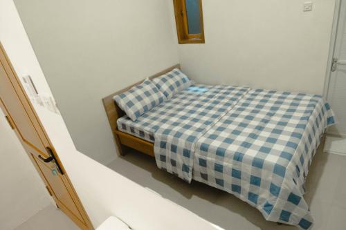 1 double bed