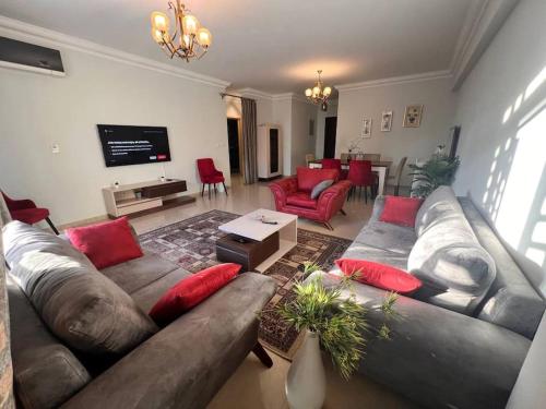 New! Ultimate luxury Hotel Apt in Madinaty