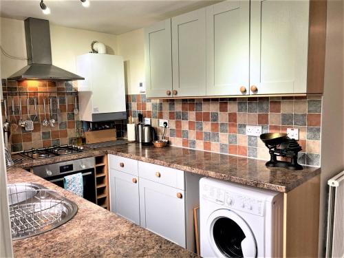 Kirkside Cottage Kirkside Cottage