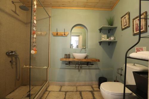 Joannas Sea-View Stone House 5