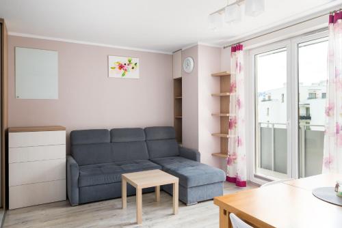 Wawrzyszewska 2-Bedroom Apartment by BookingHost, Warsaw