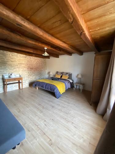 Chez Odette chambre Erable et Glycine chambre d'hôte Chatoillenot