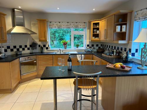 Kenmare Deer Park Lodge in Knockduragh