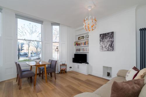 GuestReady - New and spacious near BBC Maida Vale, Londyn