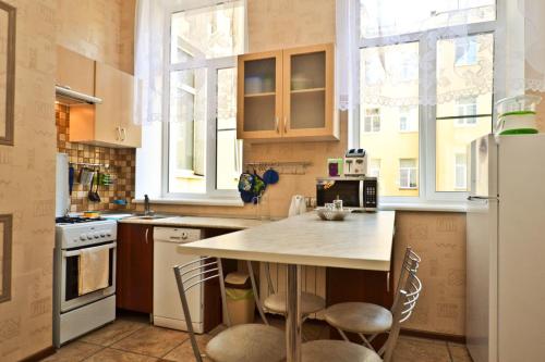 Apartment On Rubinshteina 30 - image 4