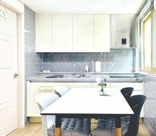 Snug J House, Soul (fotografie 10)